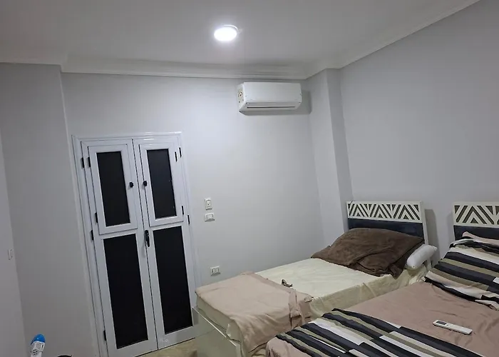 Luxury Family In شقة